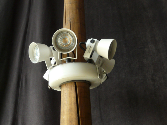 Světlo na podpěrnou tyč